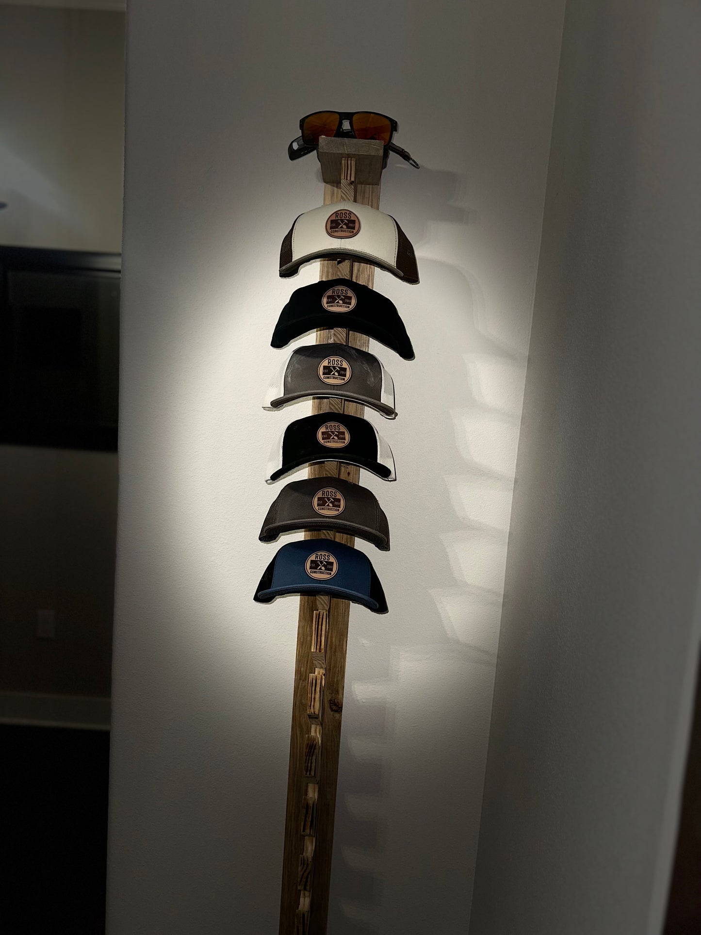 Hat rack